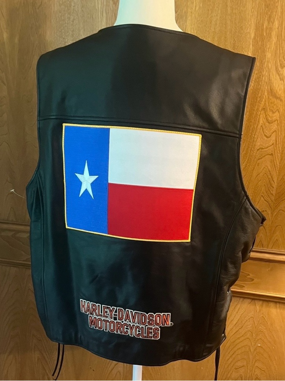 Sz XL Vintage Harley-Davidson Black Genuine Leather Vest Texas Flag Patch Book